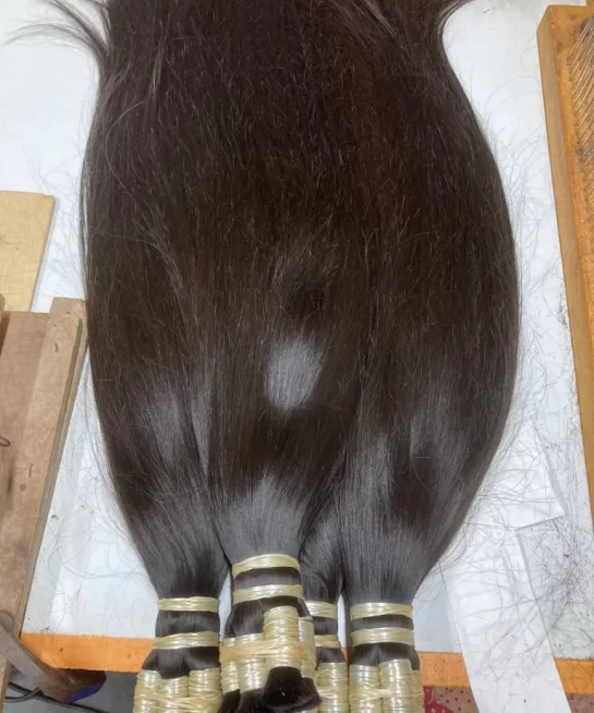 Extensiones de clip vs. extensiones adhesivas: diferencias y usos